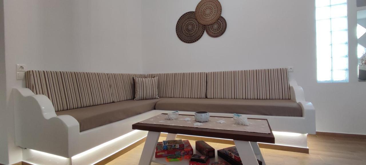 Holiday Home Triovasalos Milos Zewnętrze zdjęcie